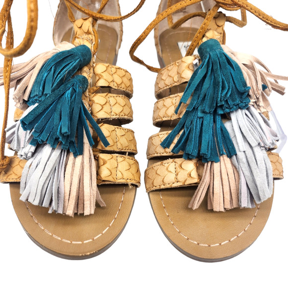 Steve Madden Sandals 5.5 Tan Blue Strappy Gladiator Tassel Boho Bohemian Ankle - Picture 5 of 10